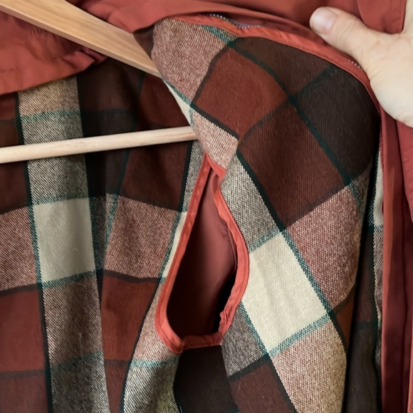Portrait Vintage Trench Coat Burnt Orange Reddish Brown Measures Small - Picture 16 of 16